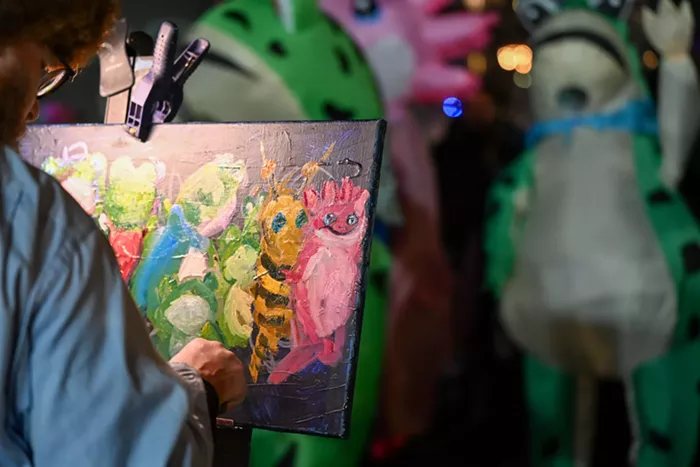 Art Snack: Vegan Paczki Promises, Frog Brigade Franchises